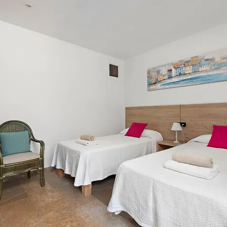 Rosa Βίλα Binibeca